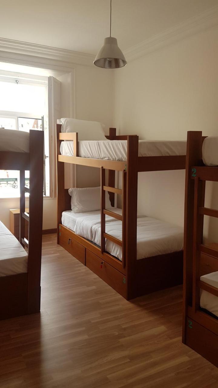 จัสต์ ลิสบอน Hostel ภายนอก รูปภาพ