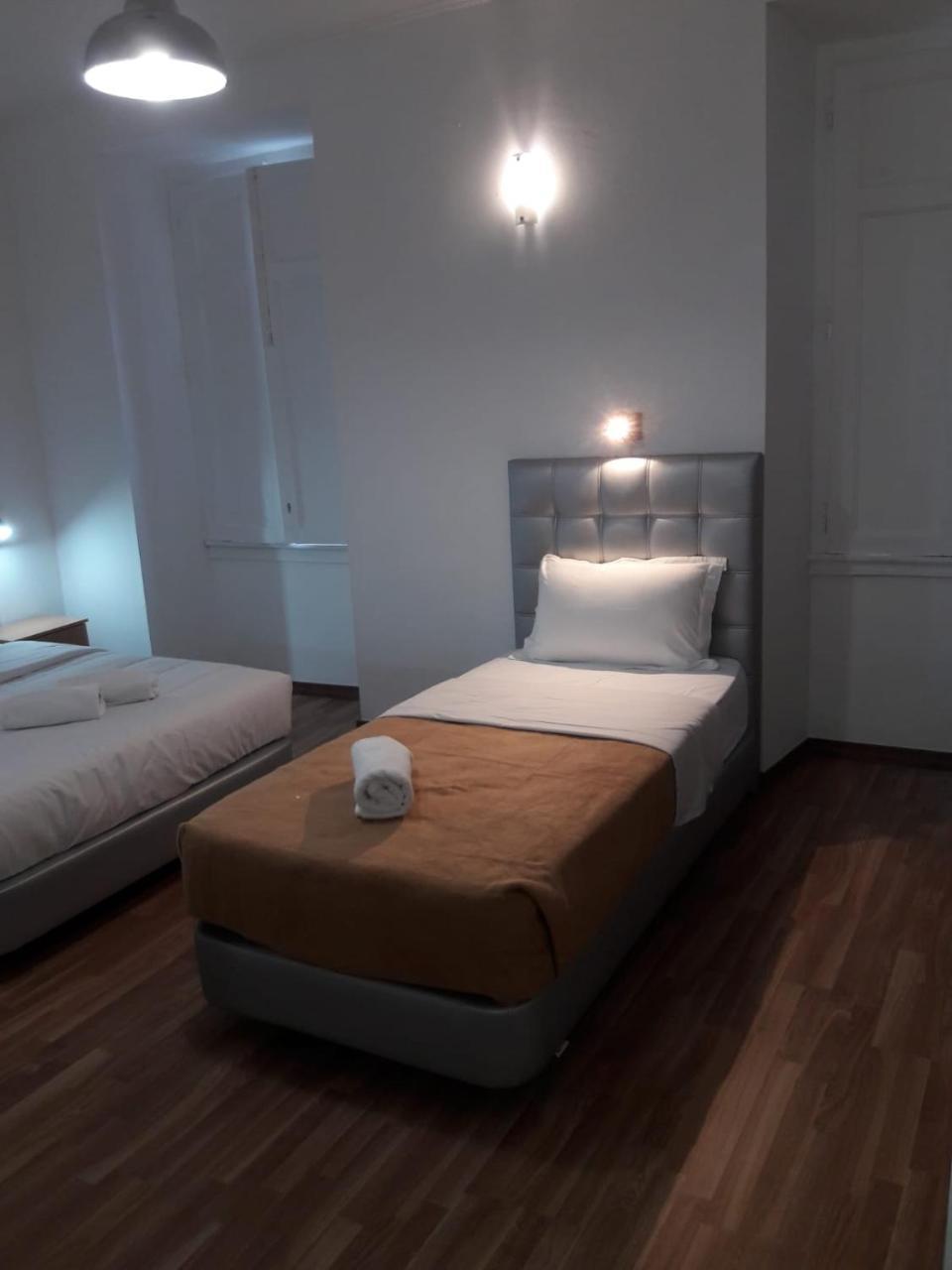 จัสต์ ลิสบอน Hostel ภายนอก รูปภาพ